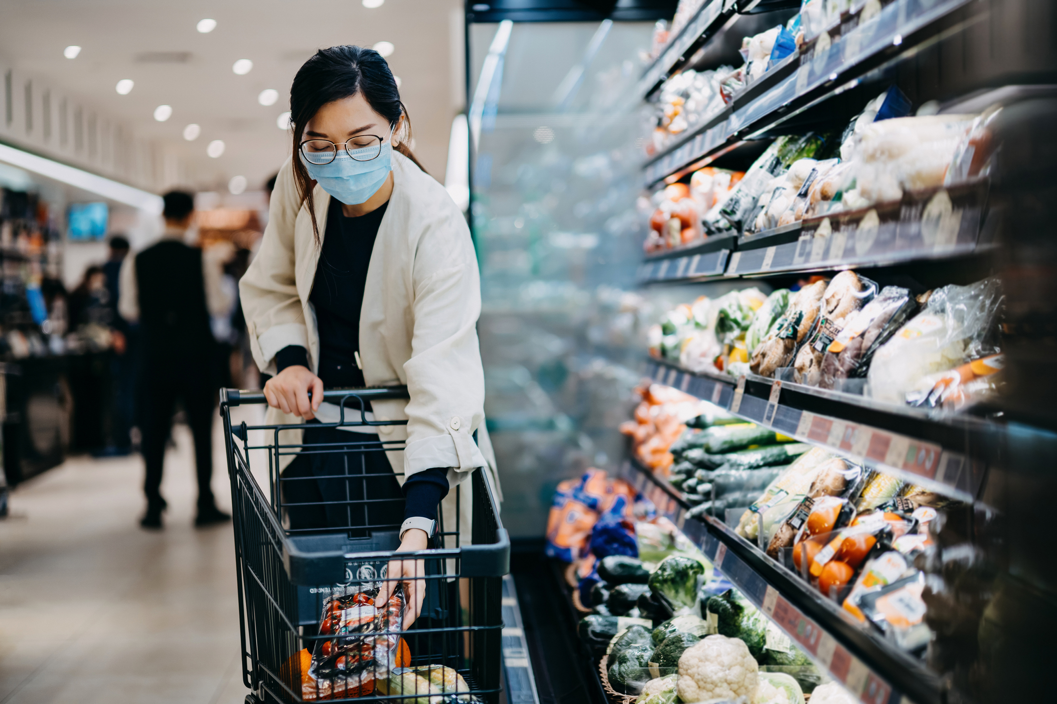 ‘Illegale loonsverhoging supermarktpersoneel’