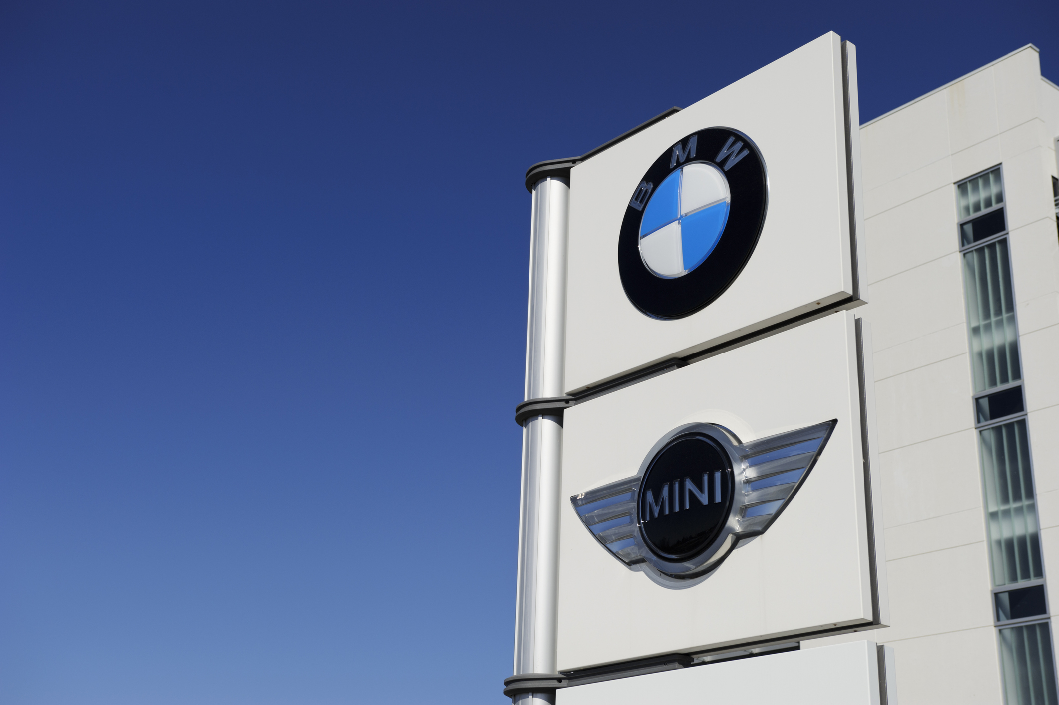 Werknemers Nedcar blijven thuis door chiptekort