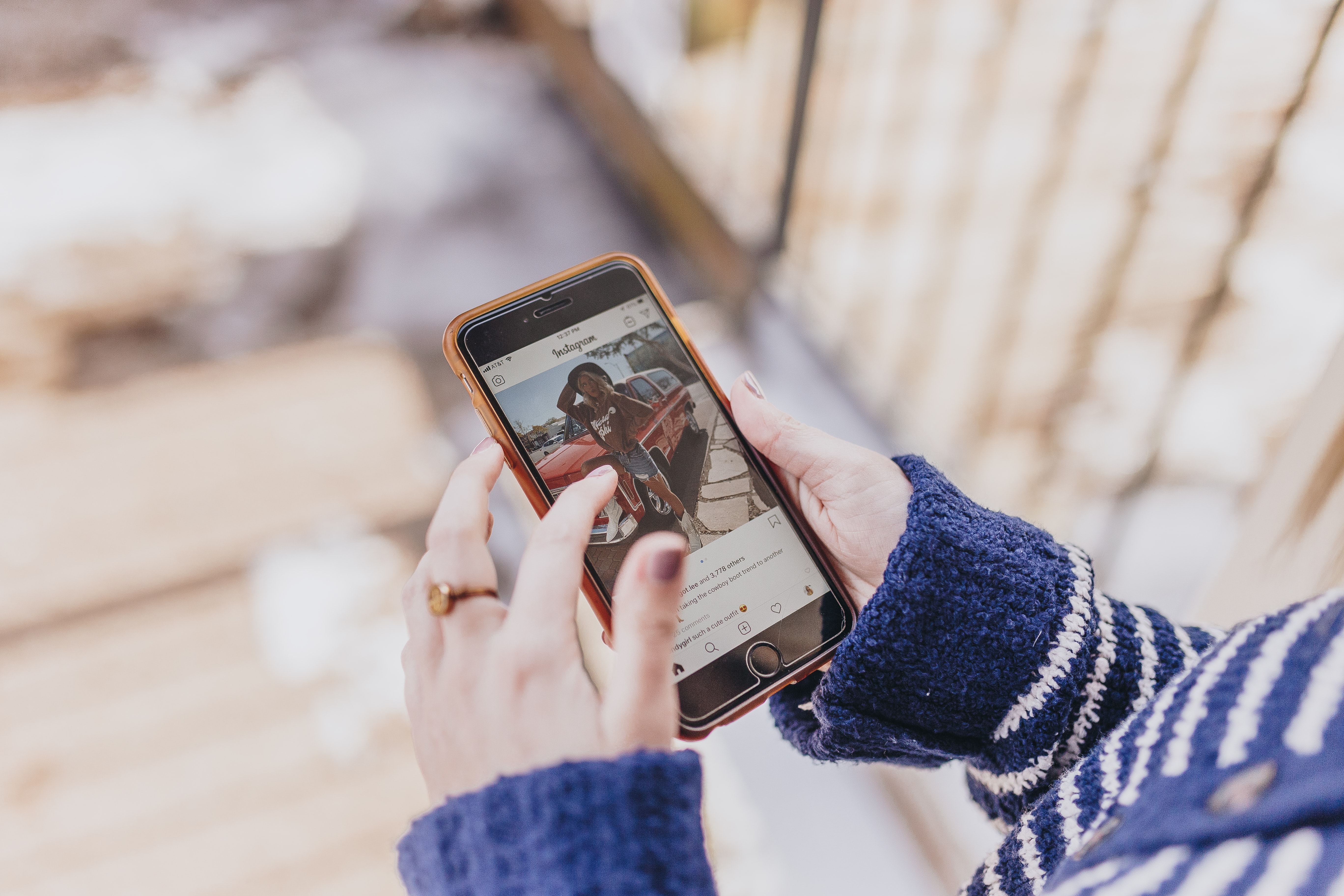 ‘Stop met het Facebook-checken van sollicitanten’