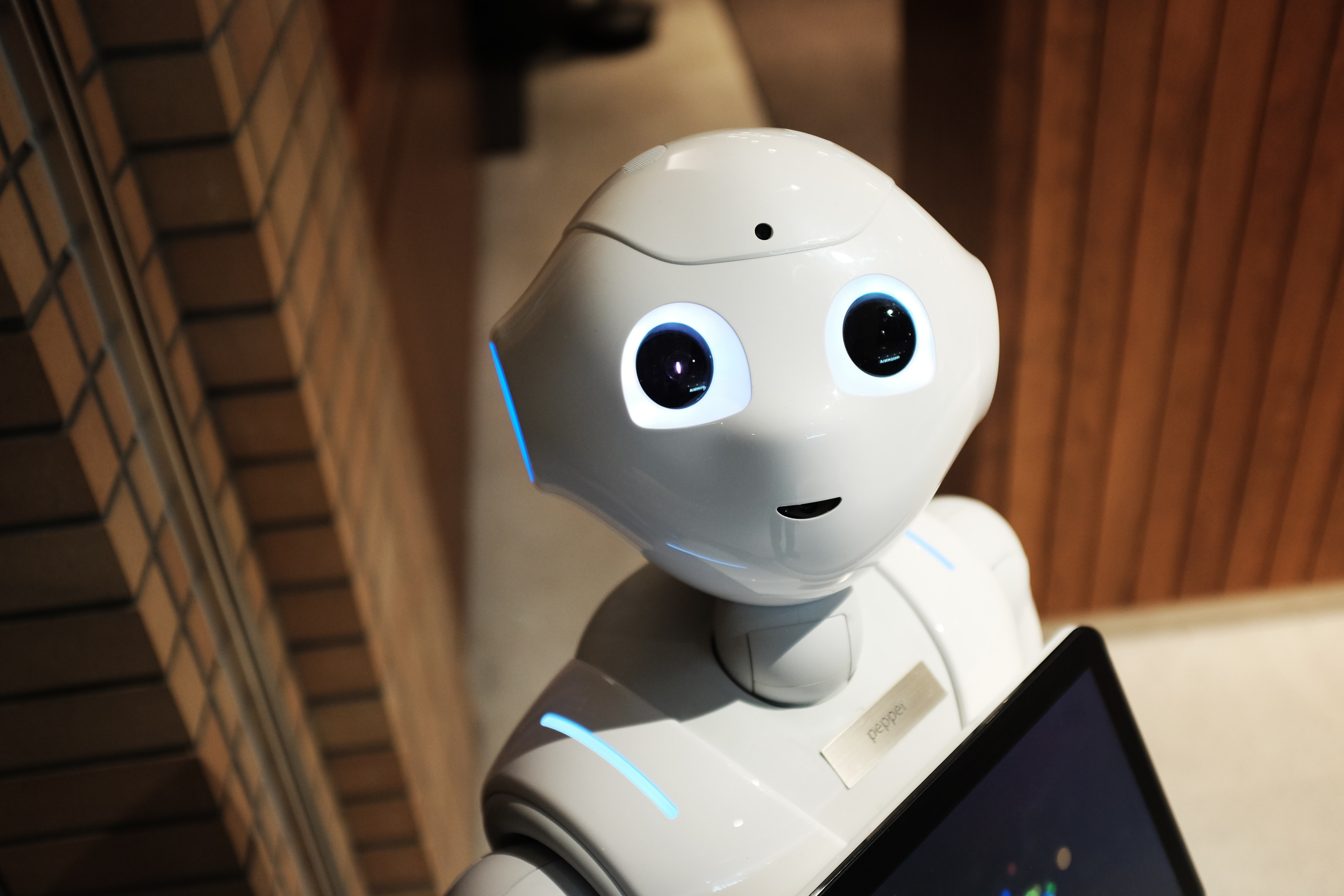 Robots nemen krappe arbeidsmarkt over