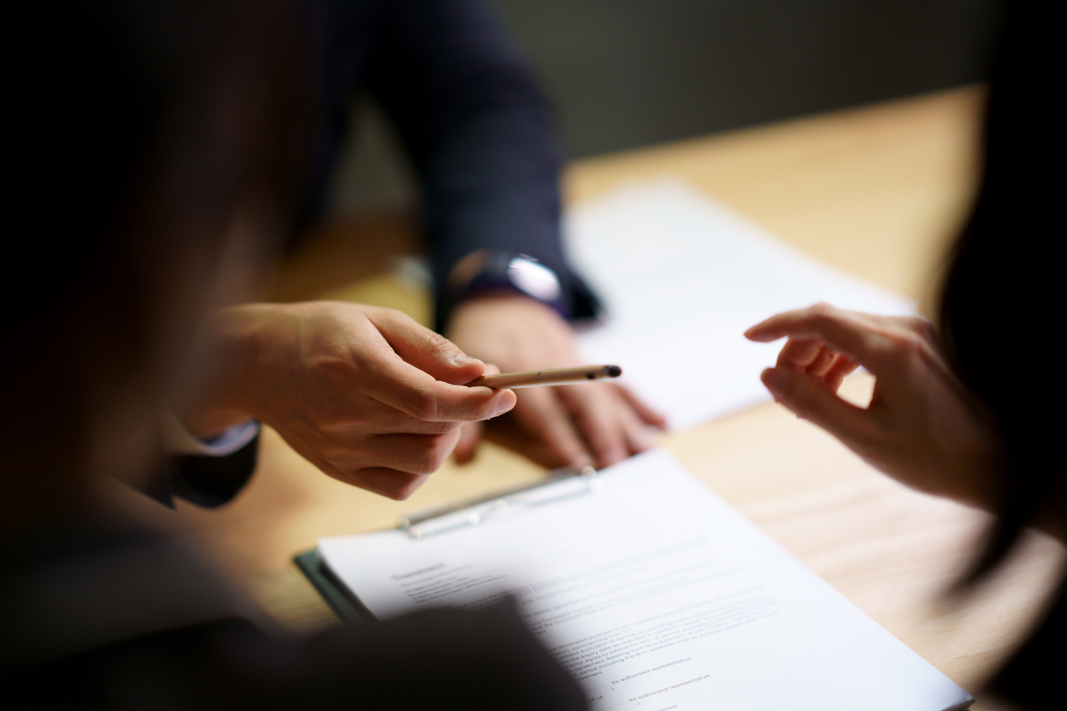 Werkgevers bieden steeds vaker vast contract aan
